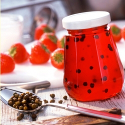 Strawberry Jelly With Green Pepper