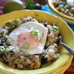 Huevos over Brown Rice