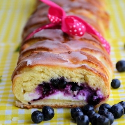 Braided Cheese and Blueberry