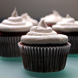 Sour Cream Fudge Quinoa Cupcakes