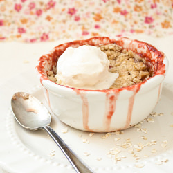 Strawberry and Rhubarb Crisp