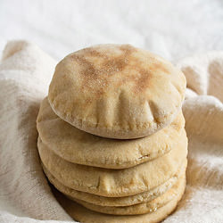 The Best Whole Wheat Pita Bread