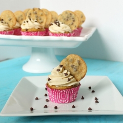 Chocolate Chip Cookie Dough Cupcake