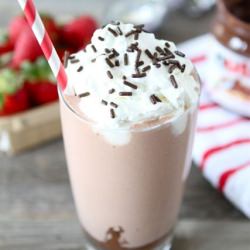 Strawberry Nutella Milkshake