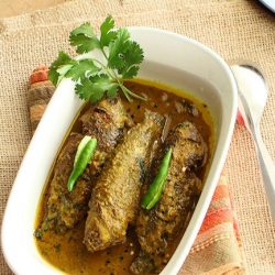 Tel Koi / Koi Fish in Mustard Oil