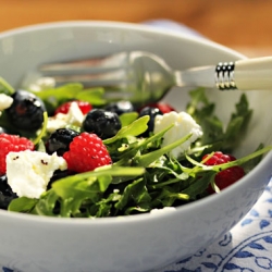 Arugula, Berries and Goat Cheese