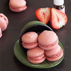 Strawberry-Blossom Macaron