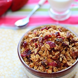 Quinoa & Oats Granola