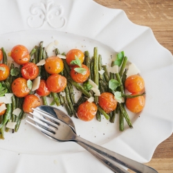 Roasted Tomatoes and Green Beans