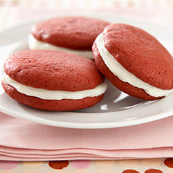 Easy Red Velvet Whoopie Pie Recipe