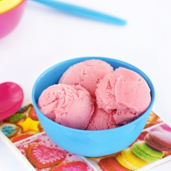 Strawberry Cheesecake Ice Cream