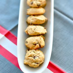 Soft Chocolate Chip Cookies