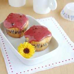 Vanilla Cupcakes with Blackcurrant