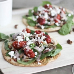 Spinach Salad Pizza