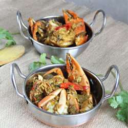 Kakrar Jhaal (Bengali Crab Curry)