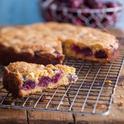 Fresh Cherry Cake