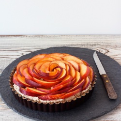 Raw nectarine tart