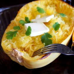 How to Bake Spaghetti Squash