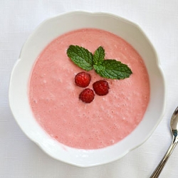 The Capitol’s Frothy Raspberry Soup