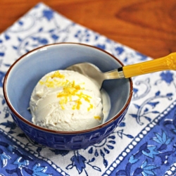 Lemon Frozen Greek Yogurt