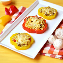 Scrambled Eggs in Pepper Rings