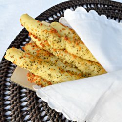 Easy Cheesy Garlic Breadsticks