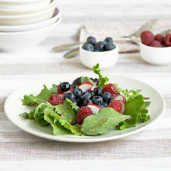 Lettuce & Fruit Salad with Honey