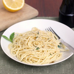 Spaghetti with Lemon and Olive Oil