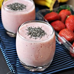 Banana and Strawberry Smoothie