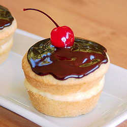 Boston Cream Pie Cupcakes