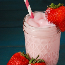 Homemade Strawberry Milk