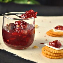 Plum Relish with Raisin