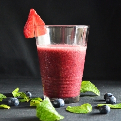 Gin and Berries Cocktail