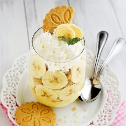 Mini Banana Pudding Trifles