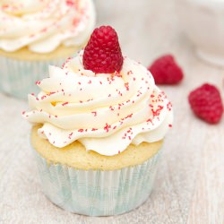 Very Vanilla Cupcakes