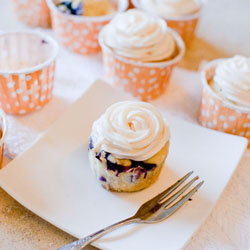 Blueberry Cream Cheese Cupcakes