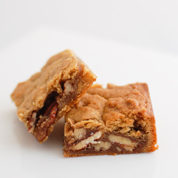 Pralines and Cream Blondies