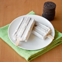 Cookies and Cream Ice Pops