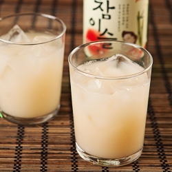 Yakult Soju Sprit Mix