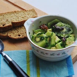 Avocado and Kiwi Salad