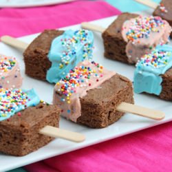 Mini “Popsicle” Brownie Bites