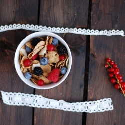 Corn Flakes & Red Fruits