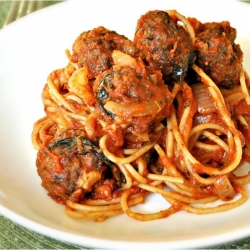 Spaghetti w/ Spicy Bison Meatball