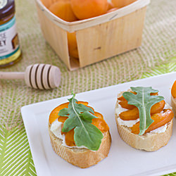 Apricot Crostini