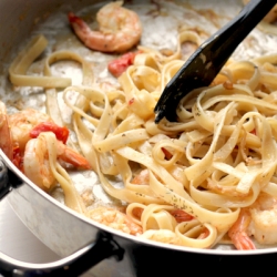 Lemony Shrimpy Pasta