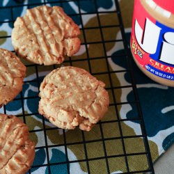 Classic Peanut Butter Cookies