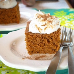 Slow Cooker Pumpkin Spice Cake