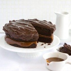 Salted Caramel and Chocolate Cake