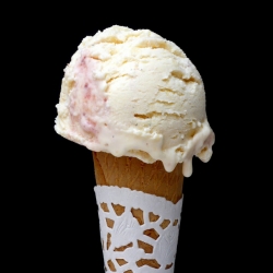 Strawberry cheesecake ice cream