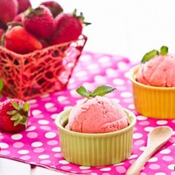 Strawberry Frozen Yogurt